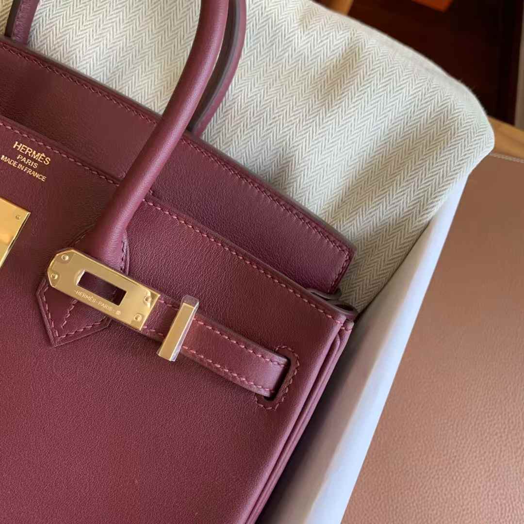 Herm25 New Product, Fully Hand-Sewn