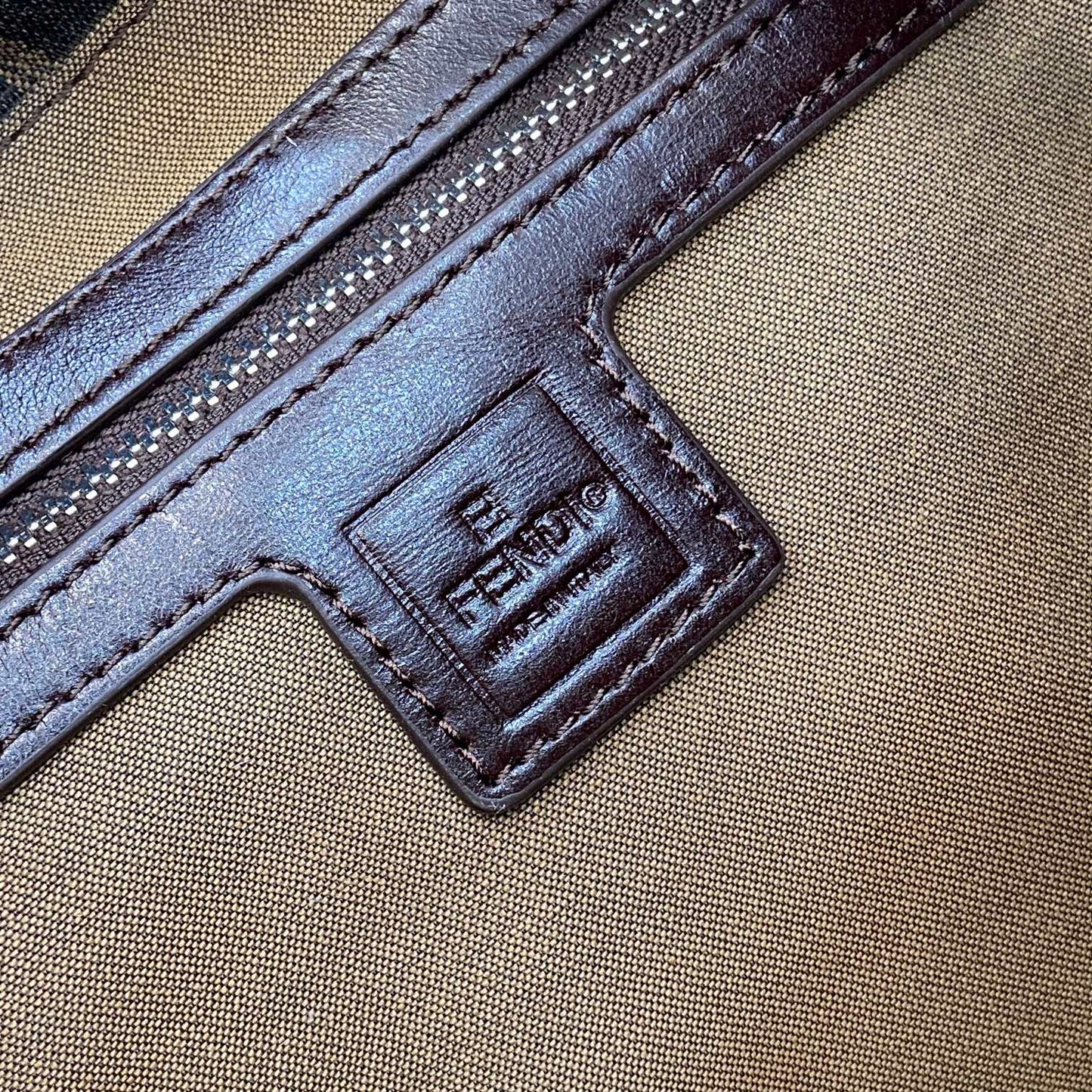 Fen New Vintage baguette bags