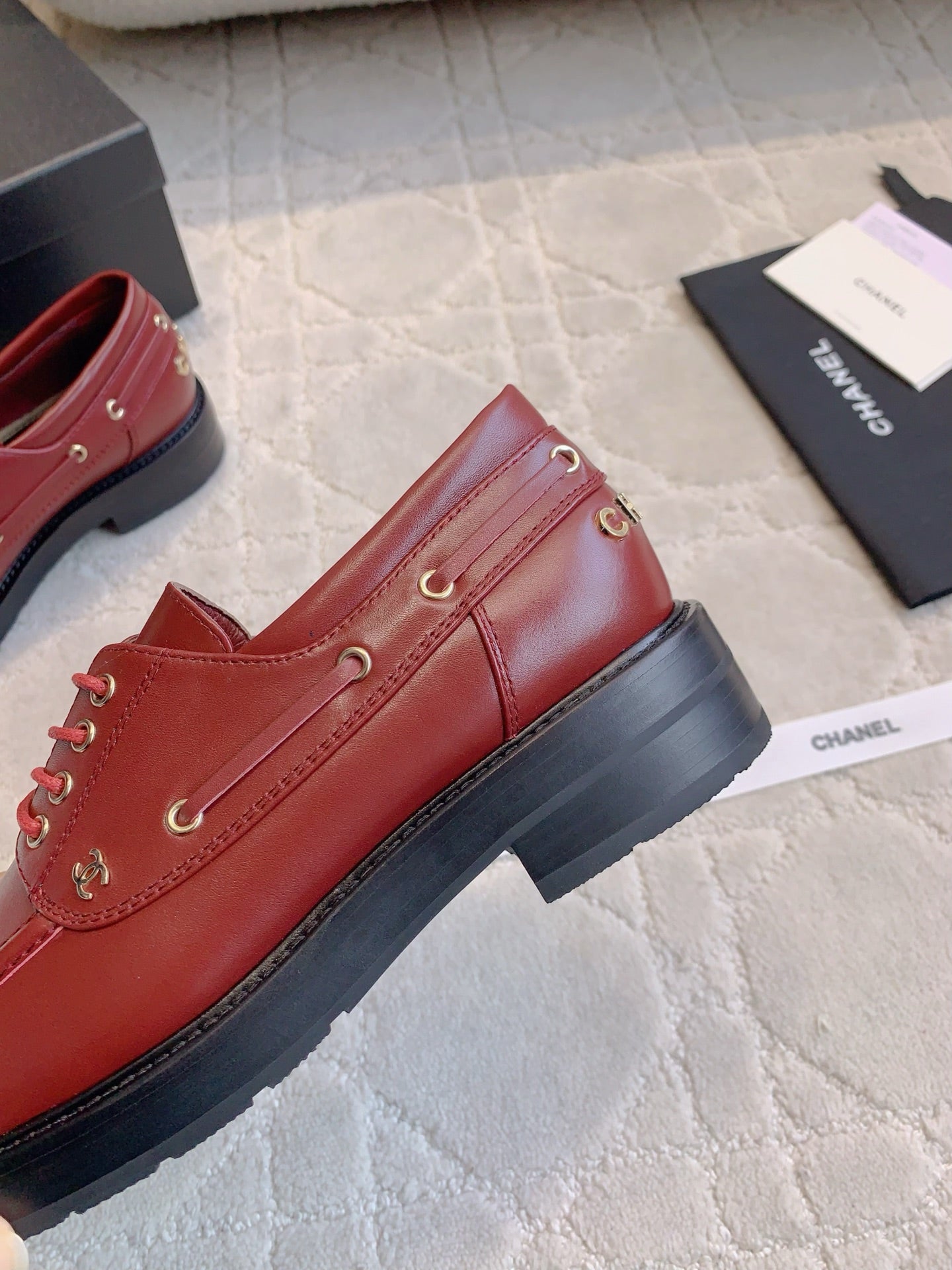 CHAN New Lace-up Loafers