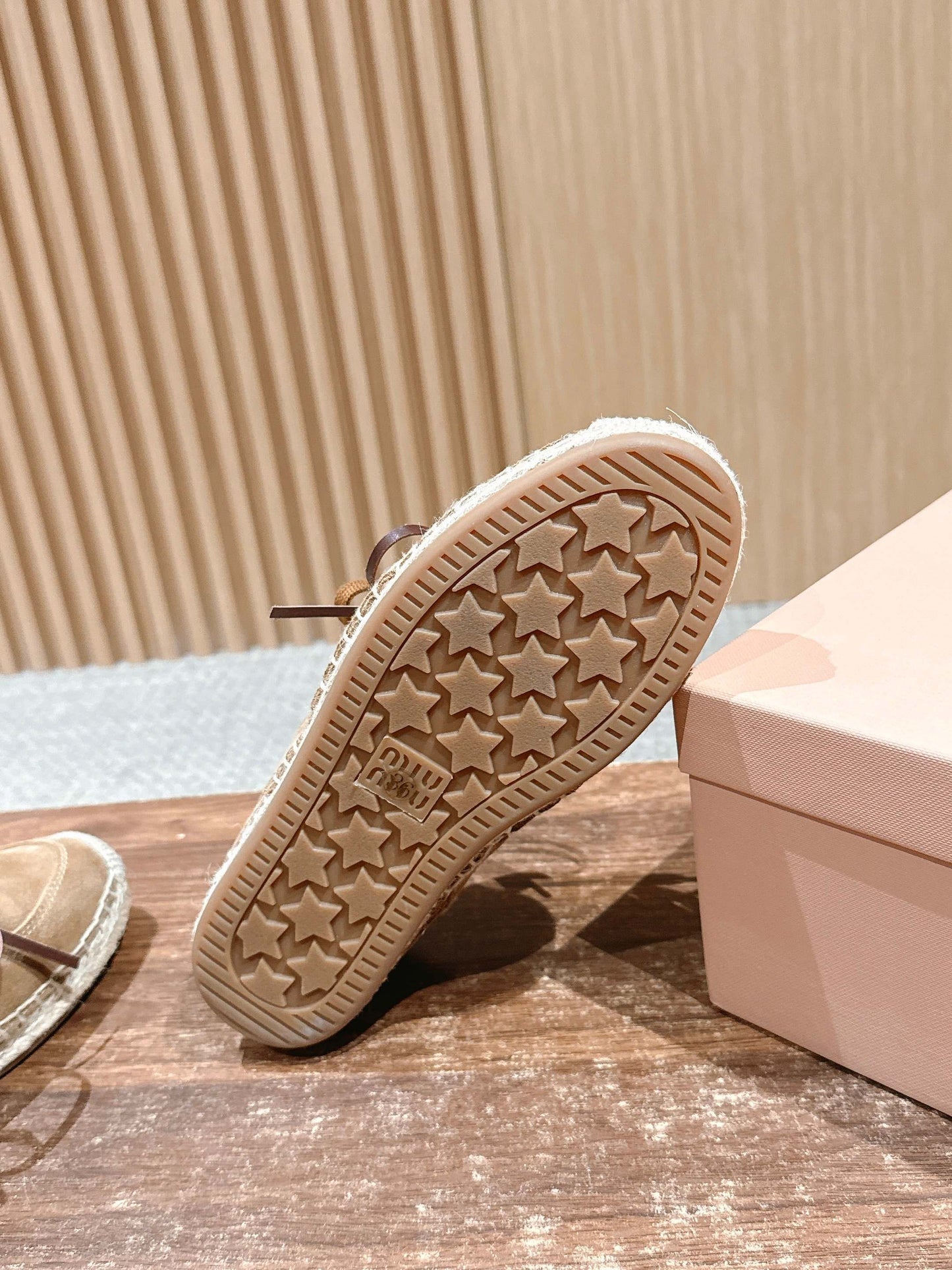 Miu New fisherman shoes