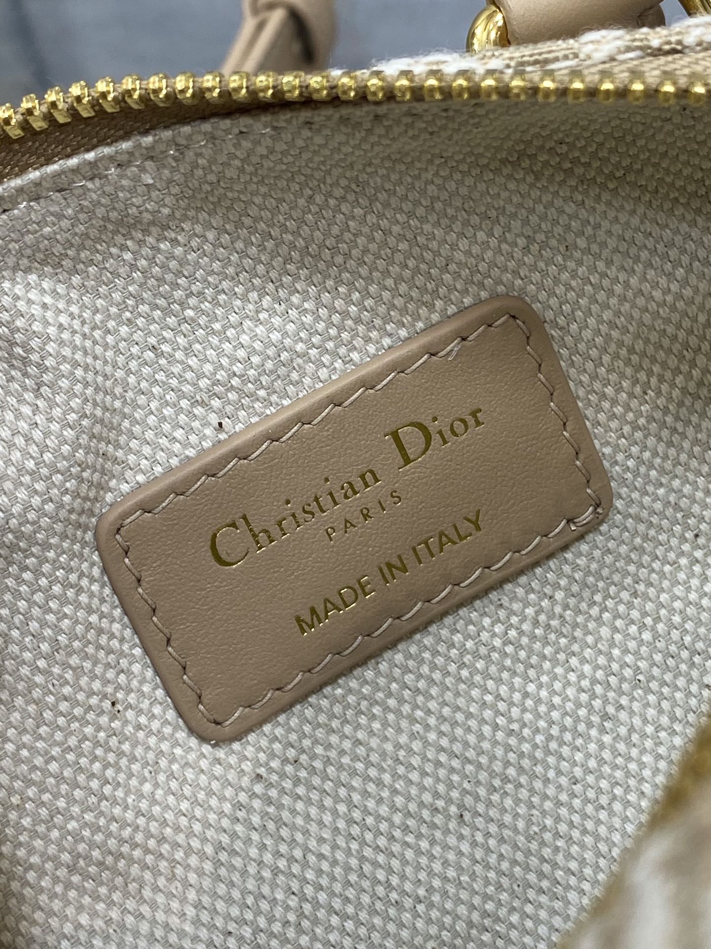 CD new single shoulder bag