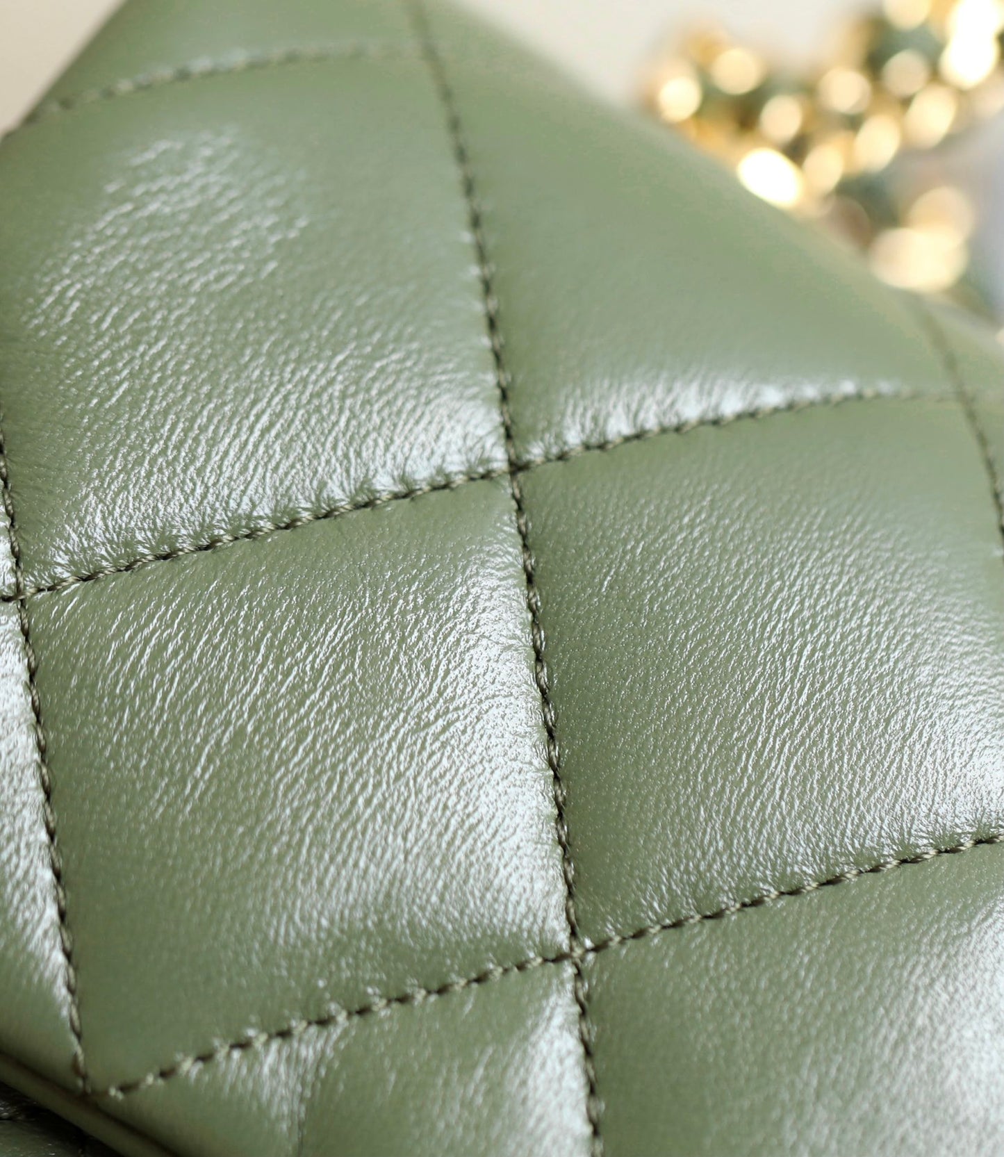 Chan New 24b Chain handle cover bag