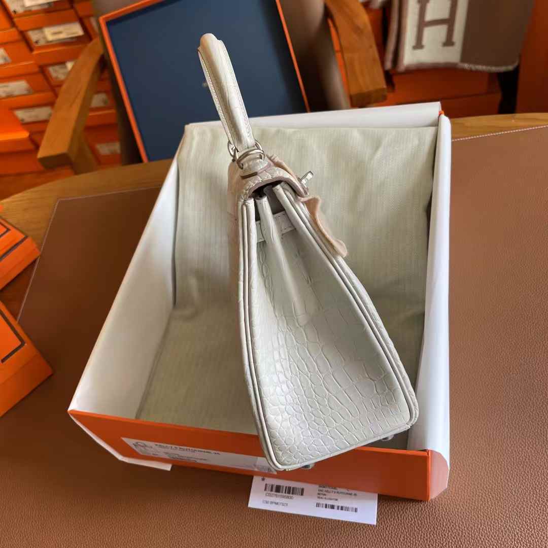 Herm25  New Product, Fully Hand-Sewn