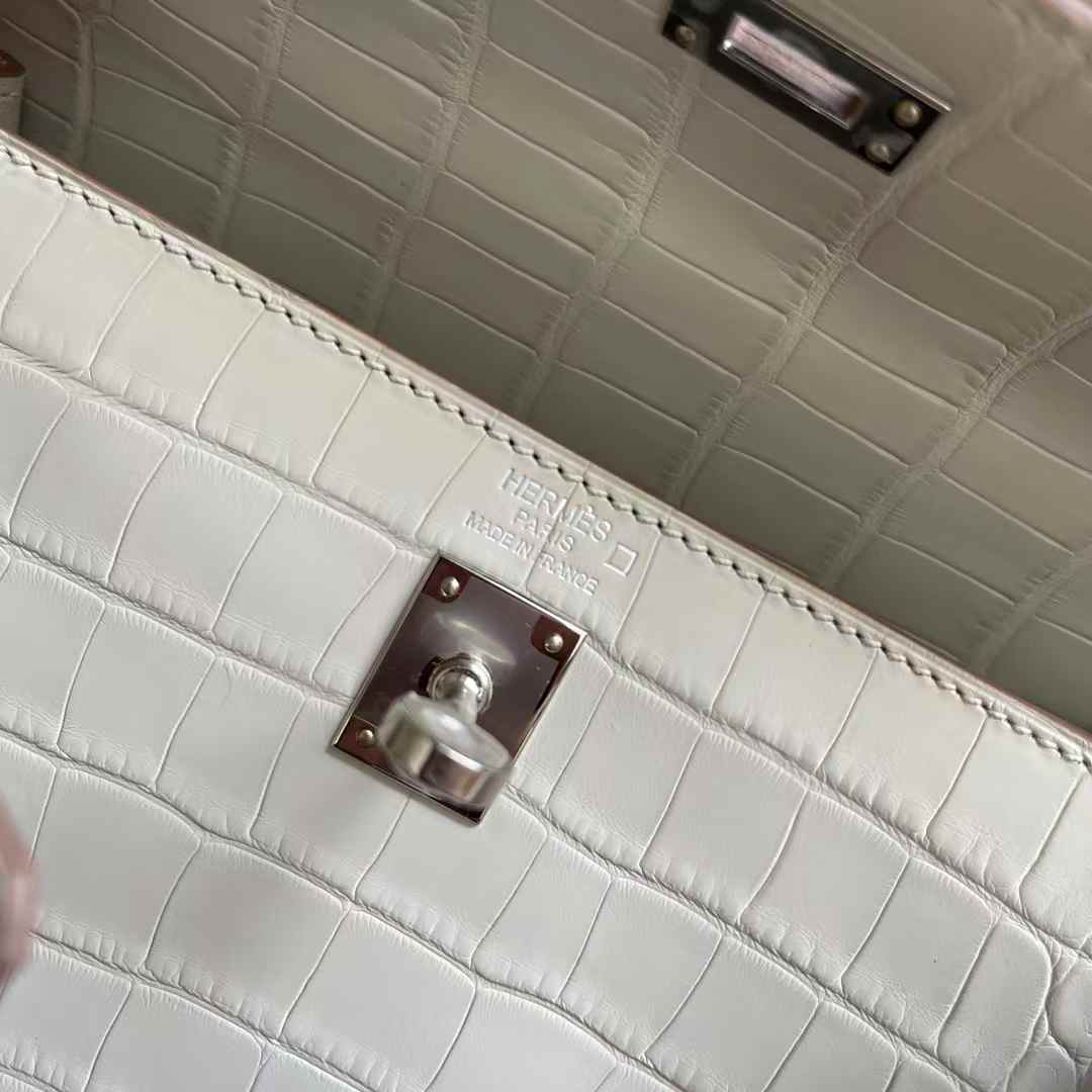 Herm25  New Product, Fully Hand-Sewn