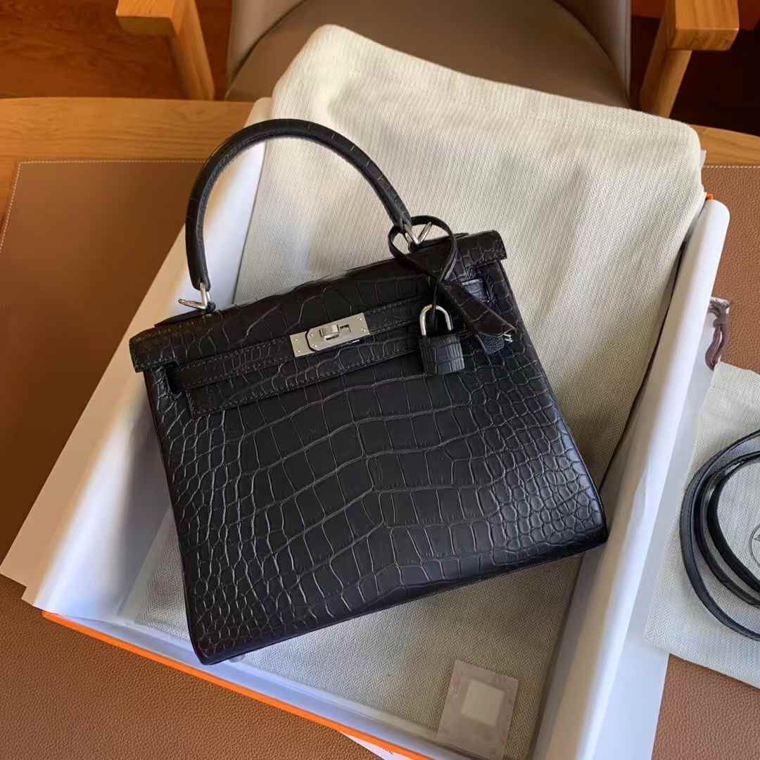 Herm25  New Product, Fully Hand-Sewn