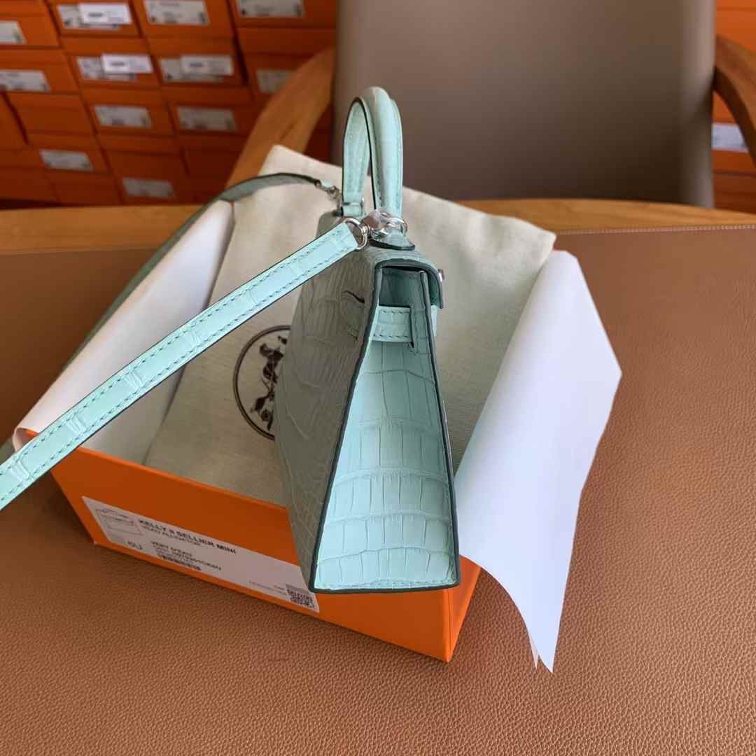 Herm19  New Product, Fully Hand-Sewn