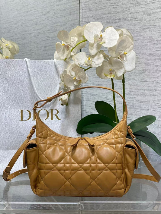 New 💯 ladies' bags d-dream