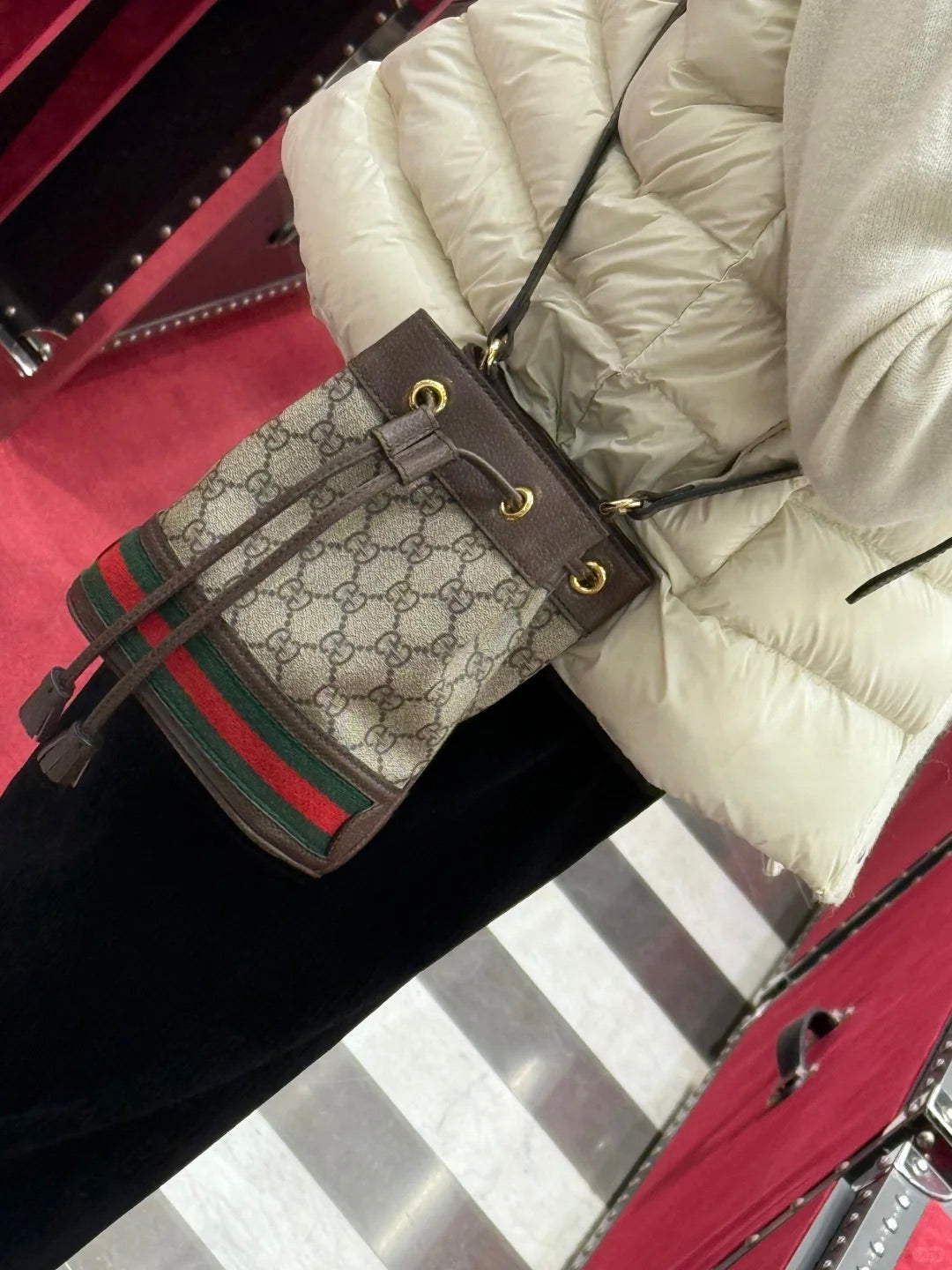 Guc Ophidia small bucket bag