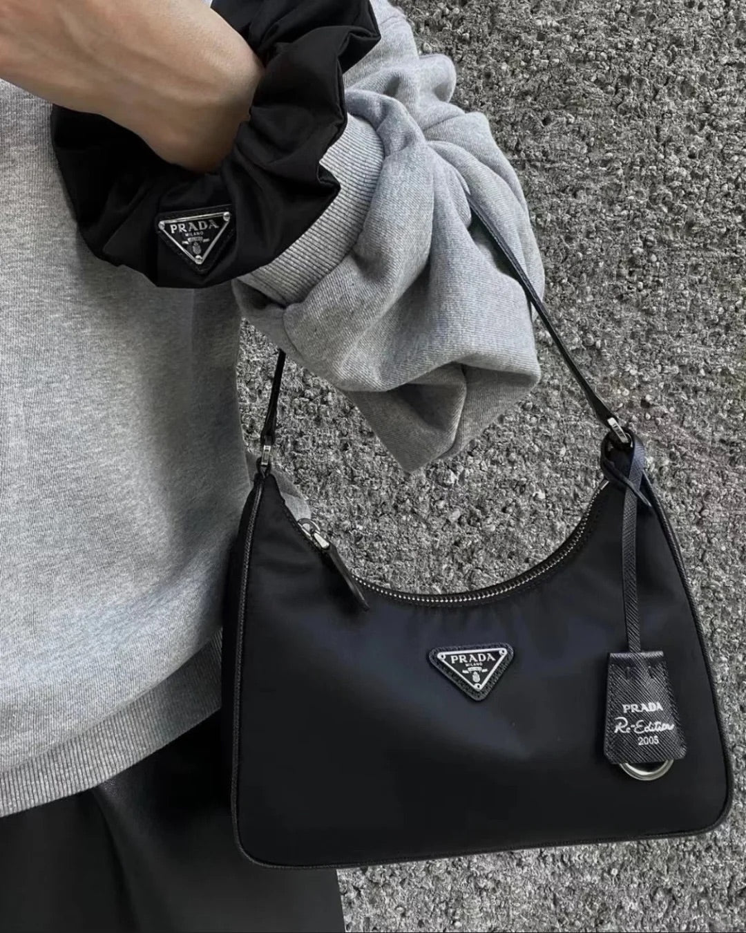 Pra re-edition 2005 New armpit bag