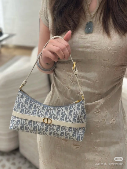 CD new single shoulder bag