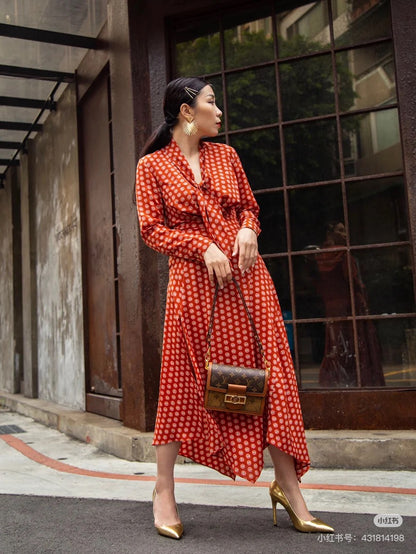 louis Dauphine Chain Wallet