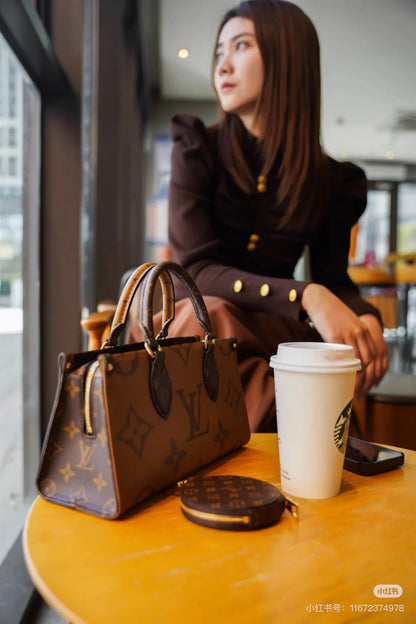 louis OnTheGo East West Bag