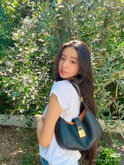 louis Low Key Shoulder Bag