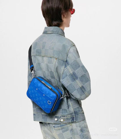 louis Alpha Messenger