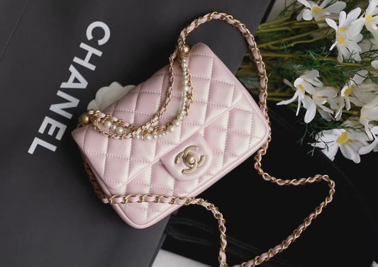 Chan New 24p Pearl chain flap bag