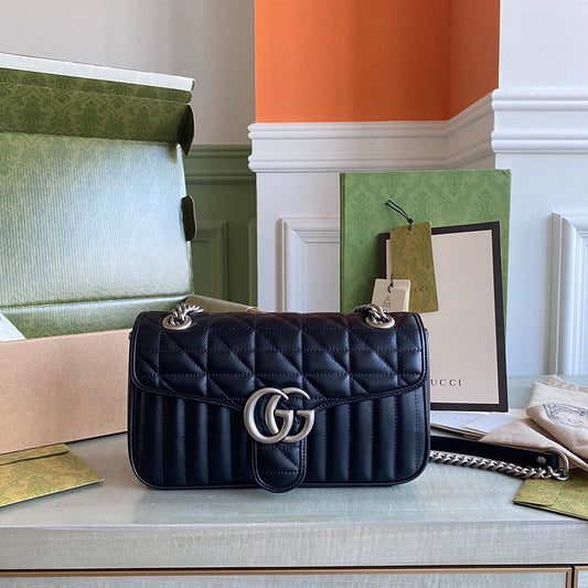 Guc GG Marmont small shoulder bag