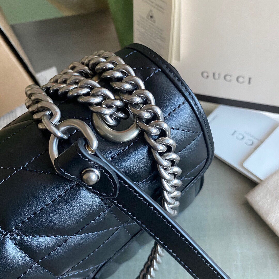 Guc GG Marmont small shoulder bag