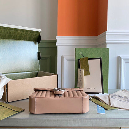 Guc GG Marmont small shoulder bag