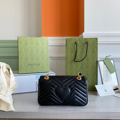 Guc GG Marmont small shoulder bag