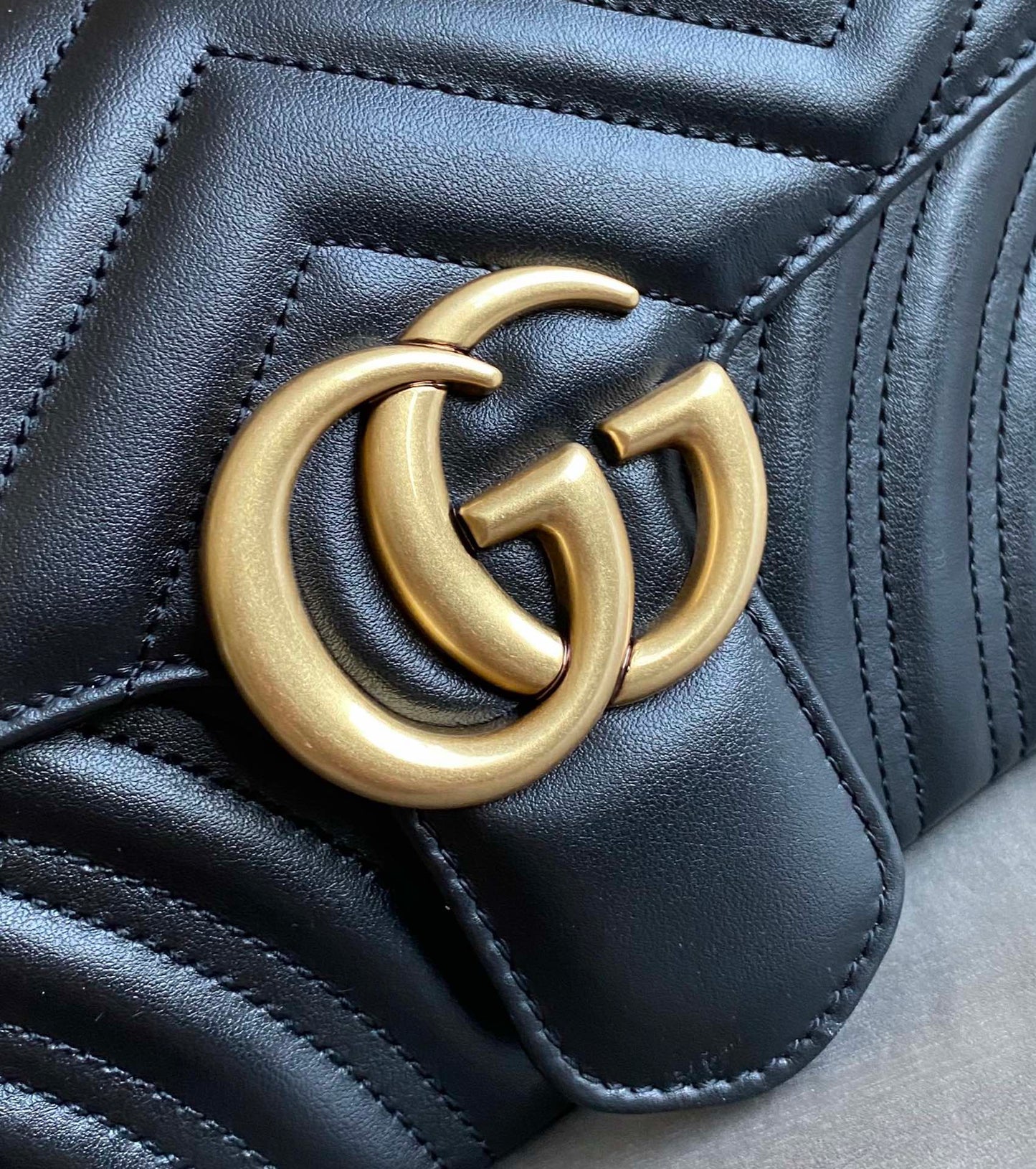 Guc GG Marmont small shoulder bag