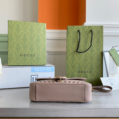 Guc GG Marmont small shoulder bag