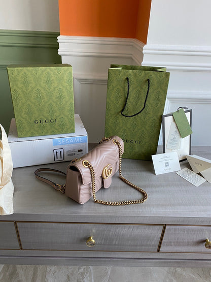 Guc GG Marmont small shoulder bag