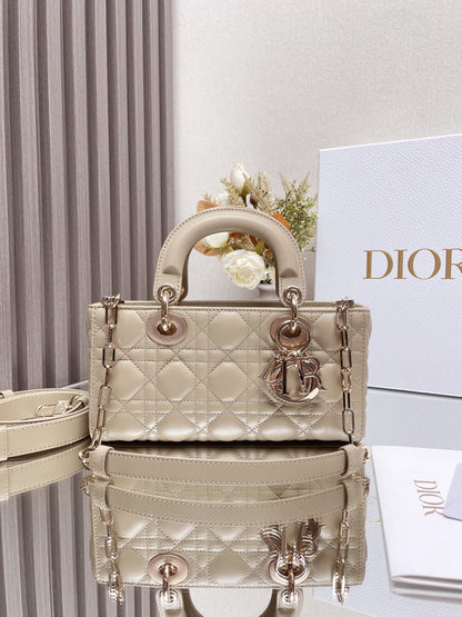 CD   Lady D-Joy Bag Cannage Lambskin