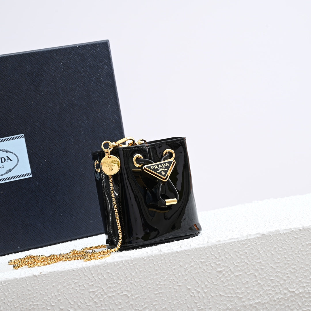 Pra Patent leather mini-pouch
