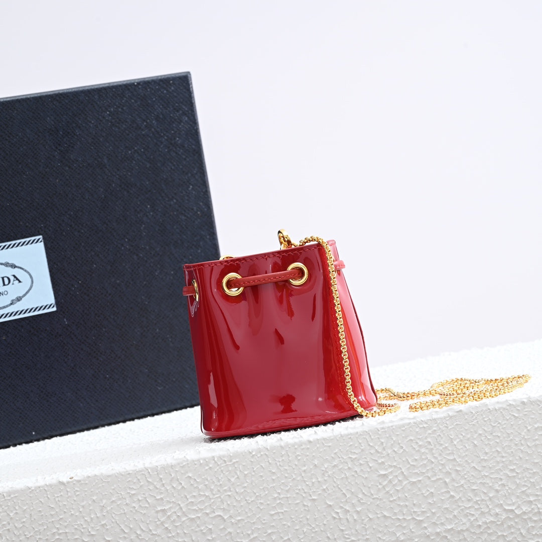 Pra Patent leather mini-pouch