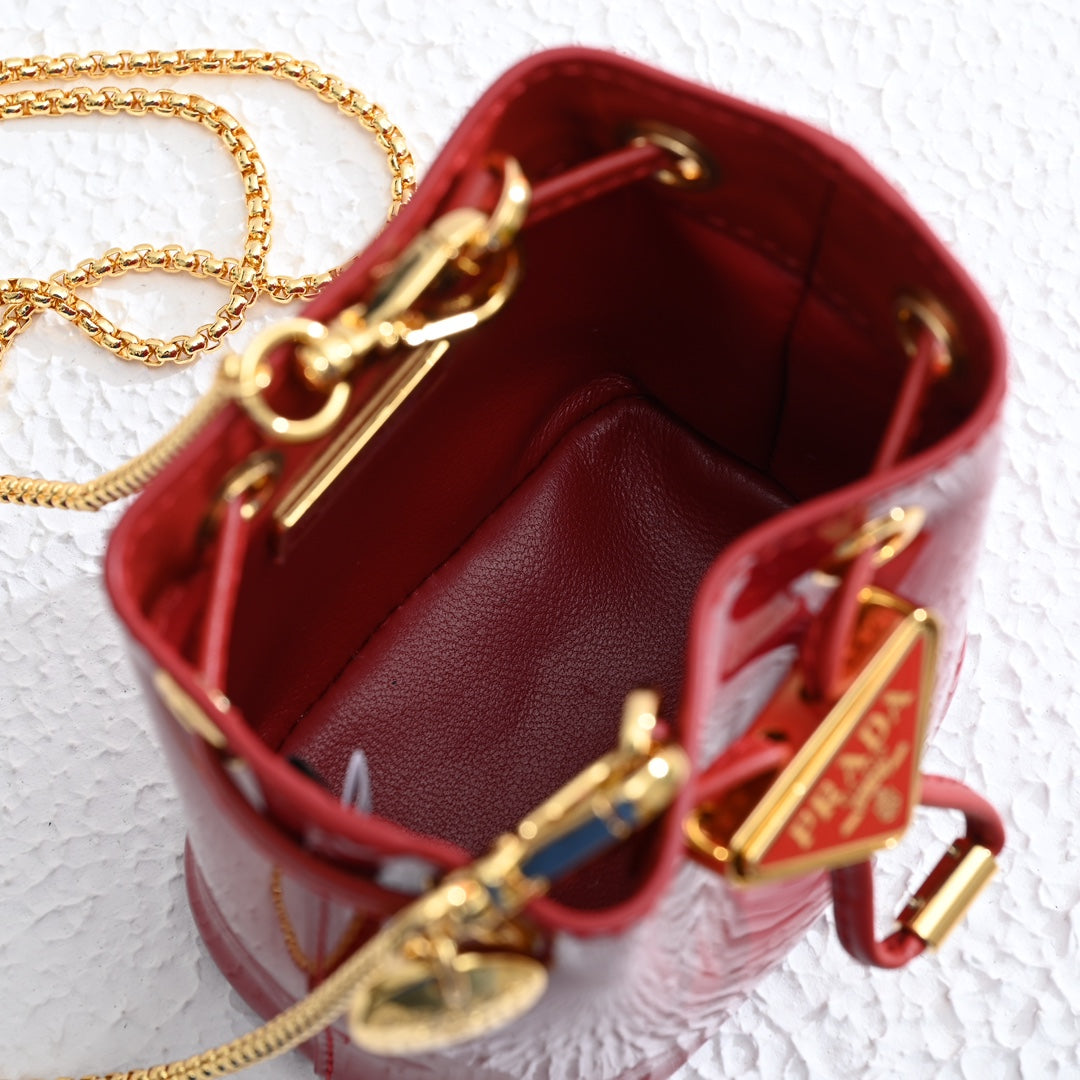 Pra Patent leather mini-pouch