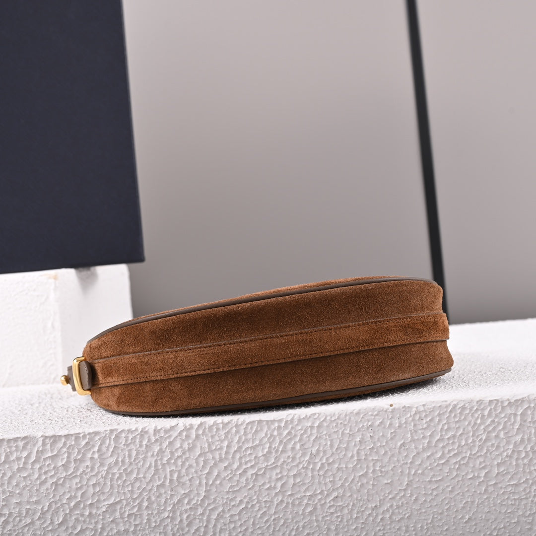 Pra Suede underarm bag