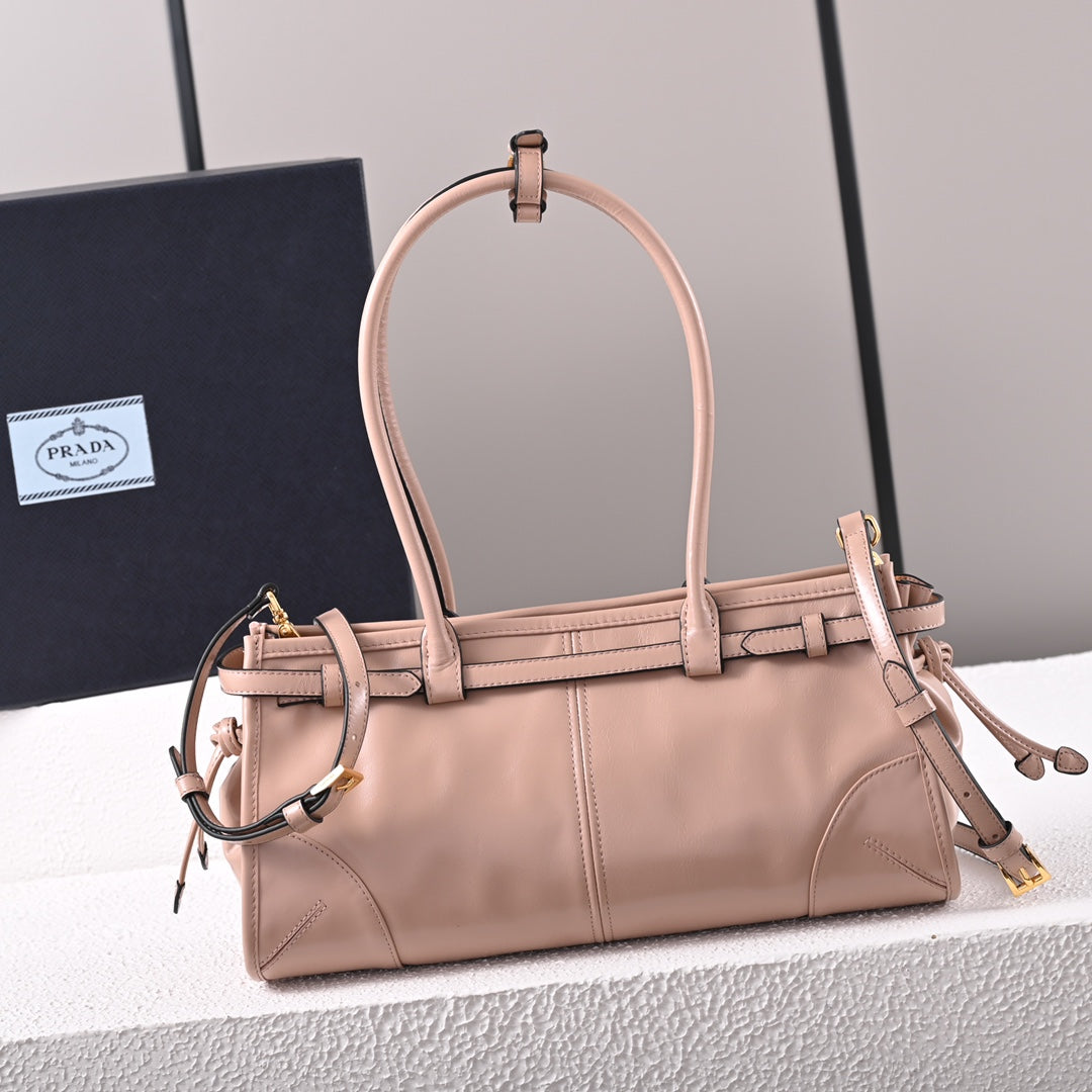 Pra LuxSoft Medium leather handbag