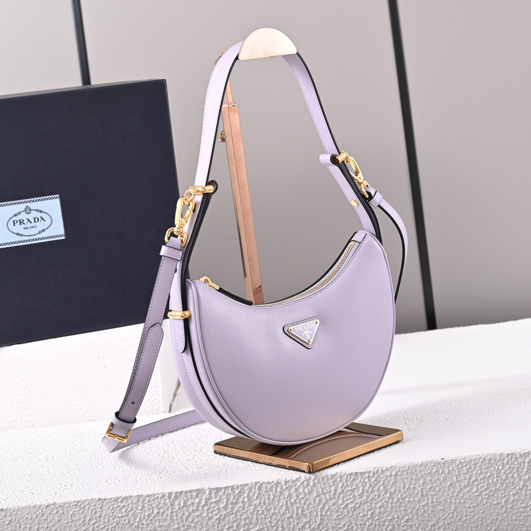 Pra Arqué small leather shoulder bag