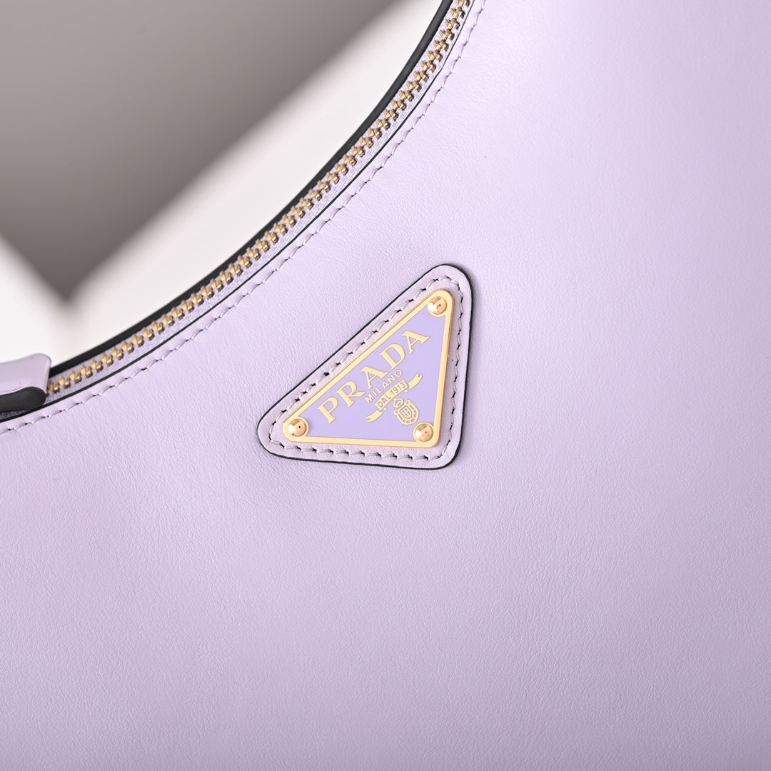 Pra Arqué small leather shoulder bag