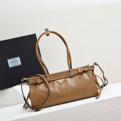 Pra LuxSoft Medium leather handbag