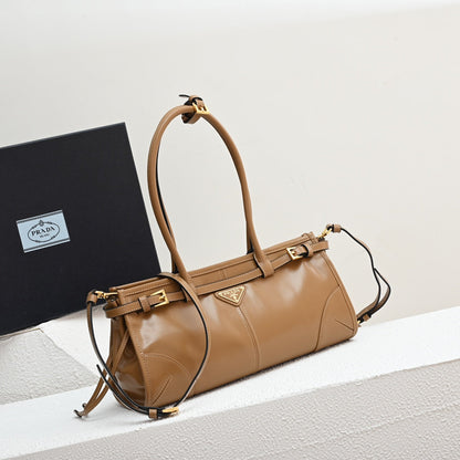 Pra LuxSoft Medium leather handbag