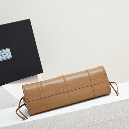 Pra LuxSoft Medium leather handbag