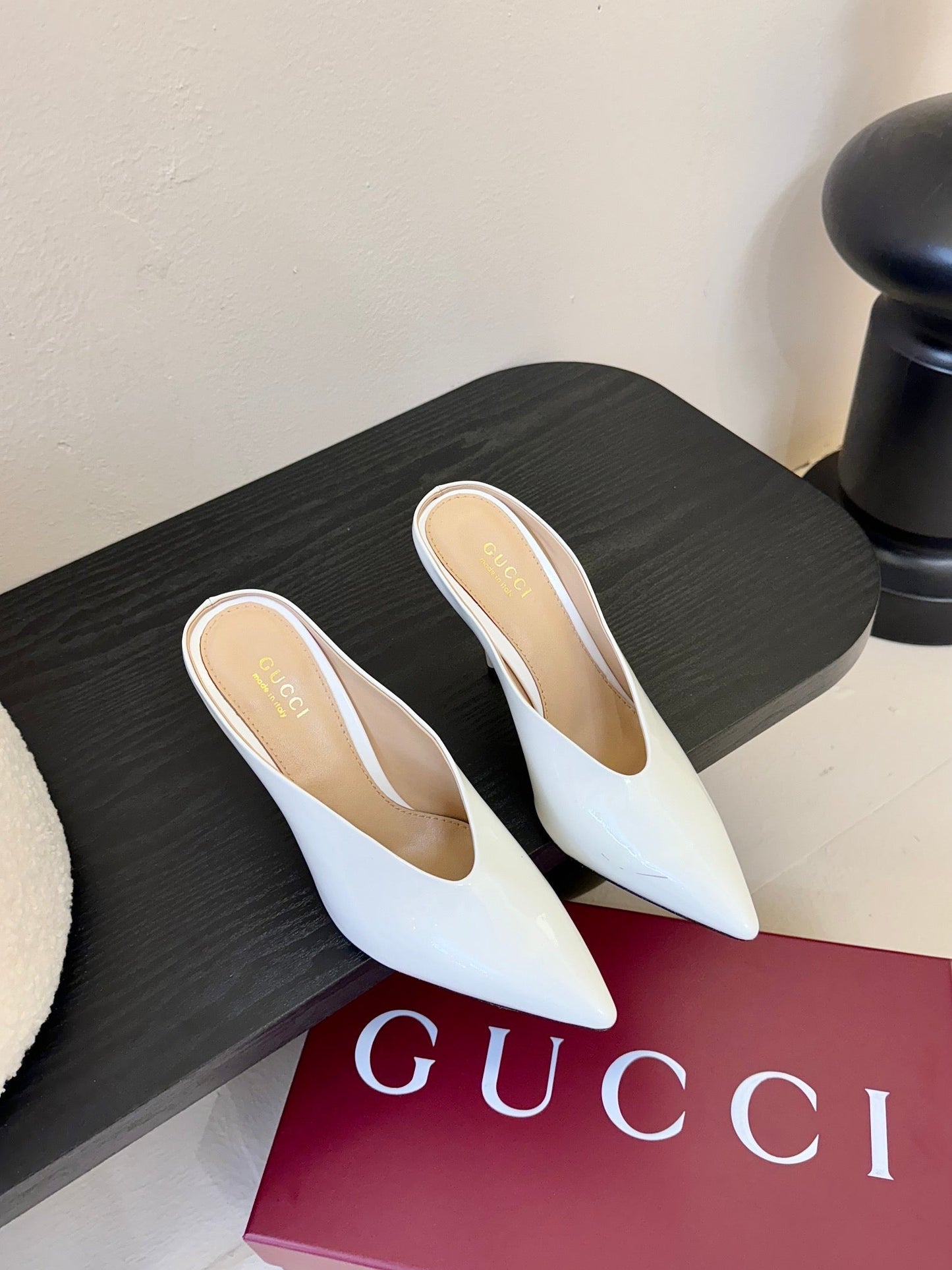 g*25ss pointed high heels