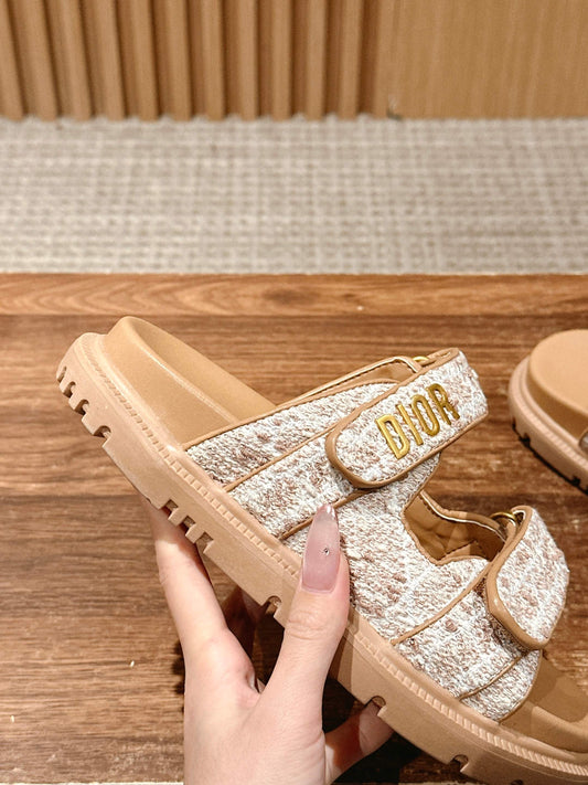 𝐃*New Arrivals Sandals