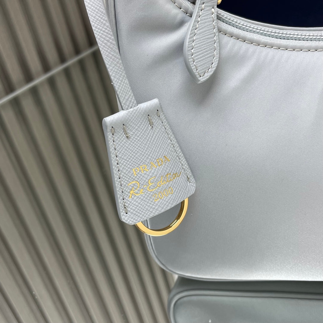 Pra re-edition 2005 new armpit bag