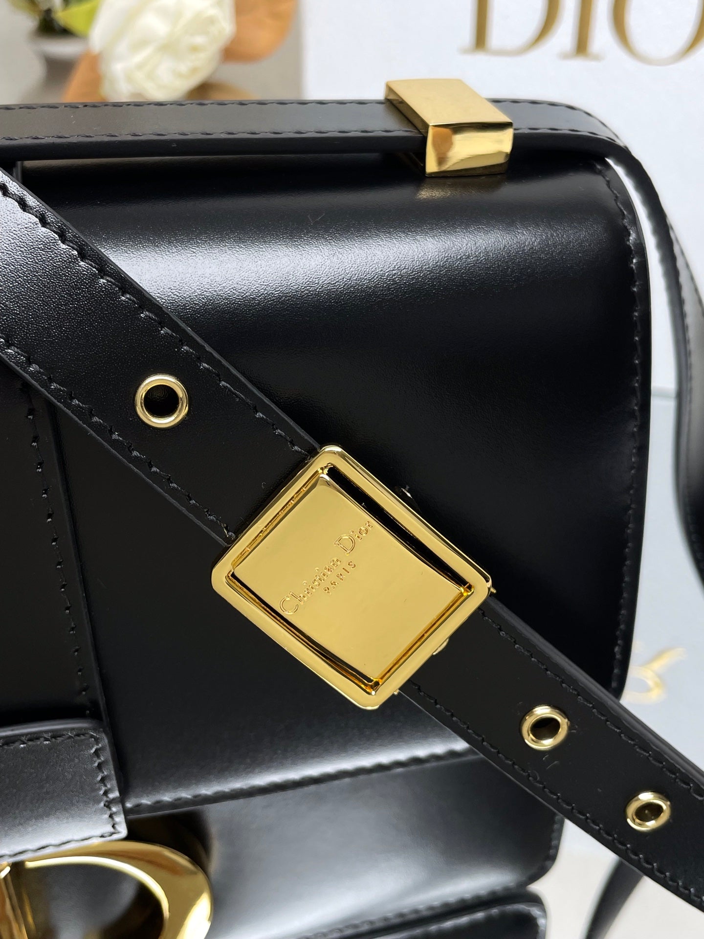 CD High version 💯Montaigne bag