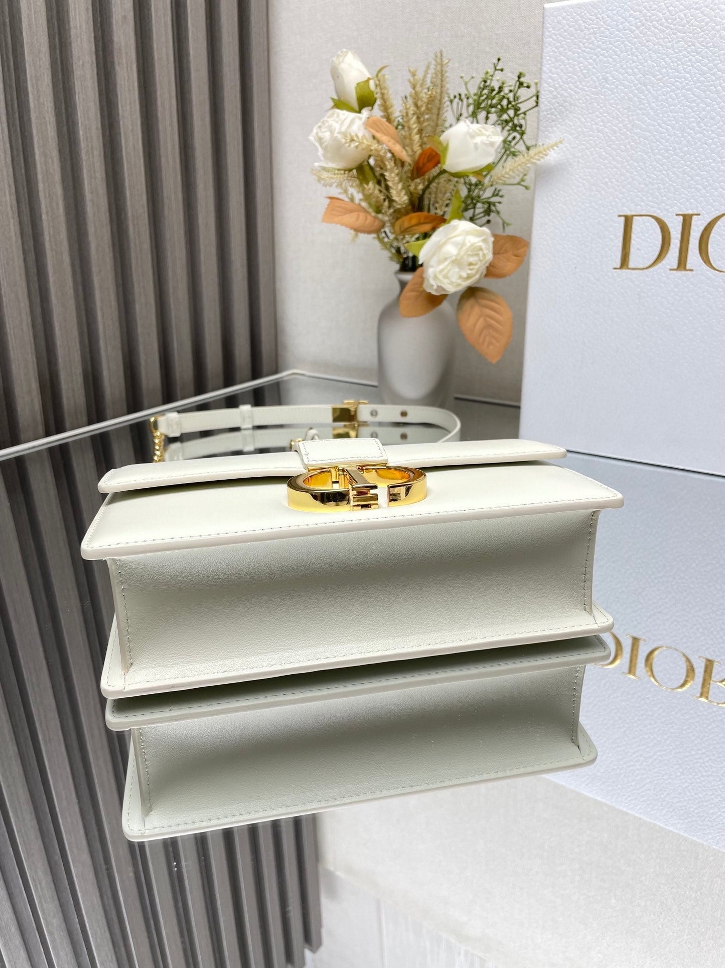 CD High version 💯 Montaigne chain bag