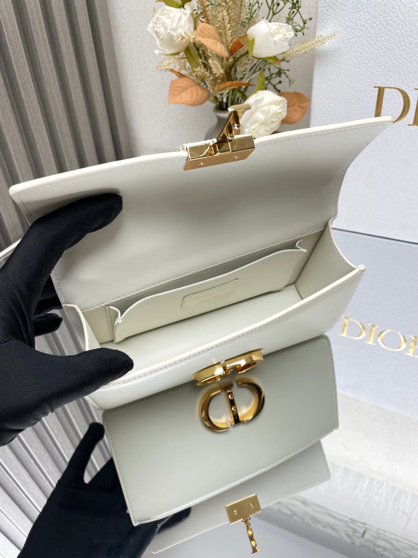 CD High version 💯 Montaigne chain bag