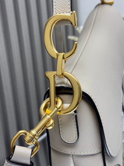 CD High quality 💯D* saddle bag