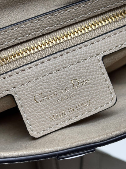 CD High quality 💯D* saddle bag