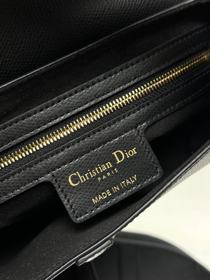 CD High quality 💯 saddle bag