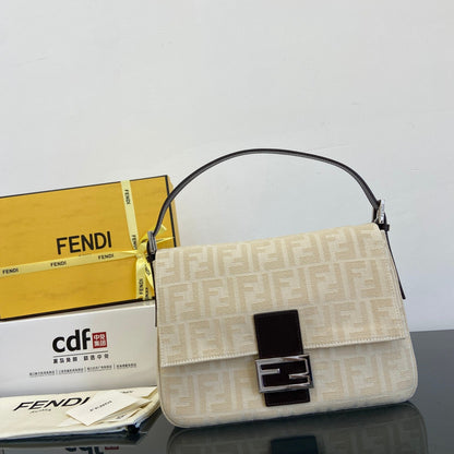 Fen New Vintage baguette bags