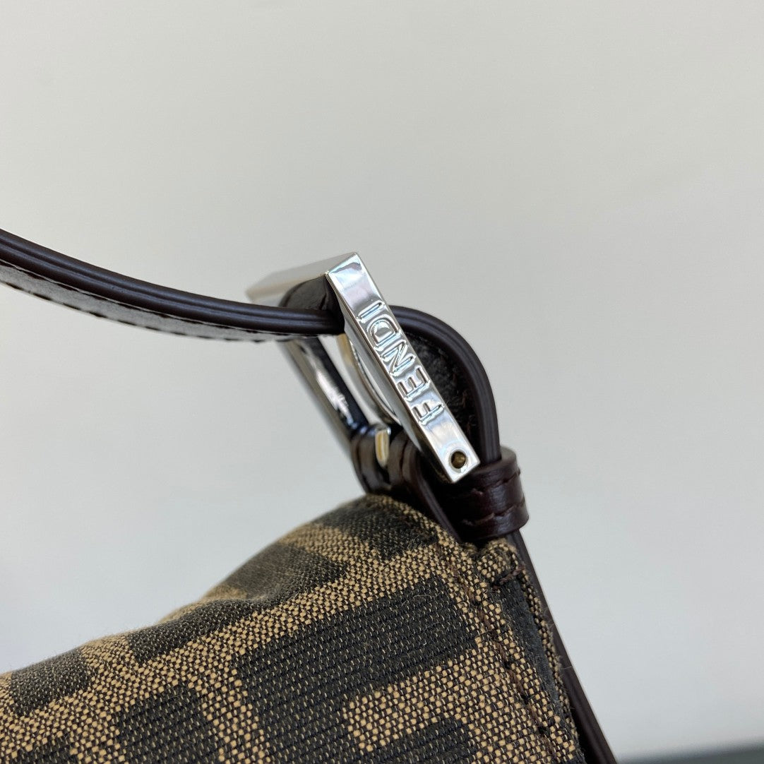 Fen New Vintage baguette bags