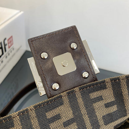 Fen New Vintage baguette bags