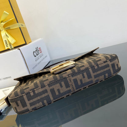 Fen New Vintage baguette bags